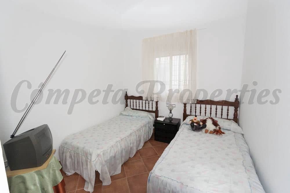 3 quarto Quinta/Casa Rural para venda em Canillas de Aceituno com garagem - 230 000 € (Ref: 10076233)