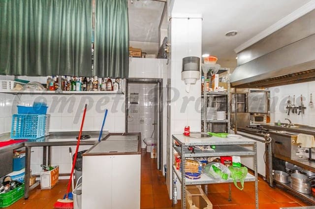 Commerciale in vendita in Cómpeta - 215.000 € (Rif: 10076234)