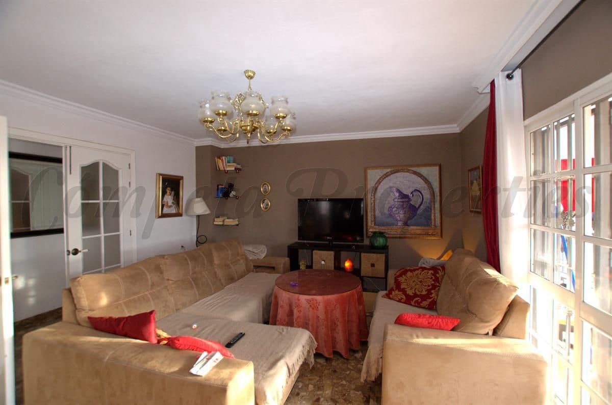 4 quarto Comercial para venda em Competa - 550 000 € (Ref: 10076235)