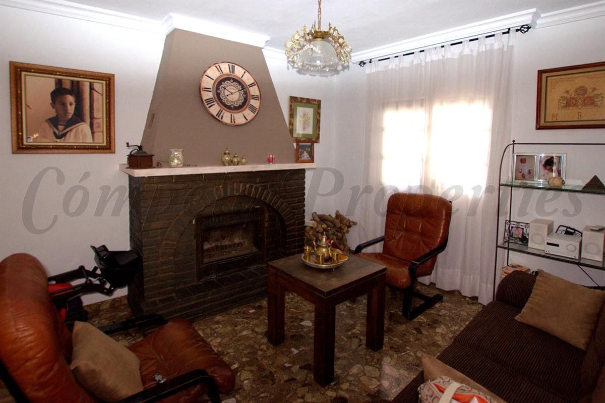 4 quarto Comercial para venda em Competa - 550 000 € (Ref: 10076235)