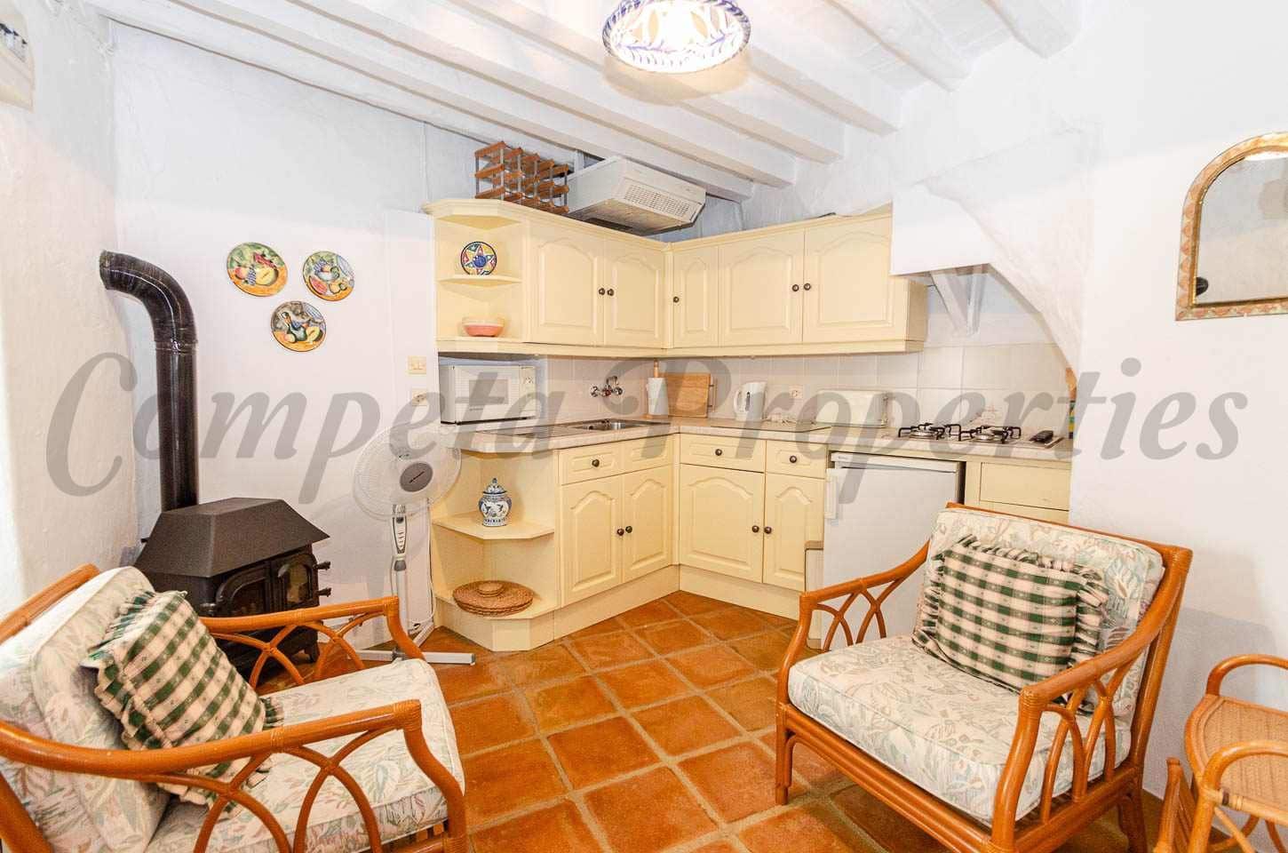 4 Zimmer Haus zu verkaufen in Competa - 295.000 € (Ref: 10076238)