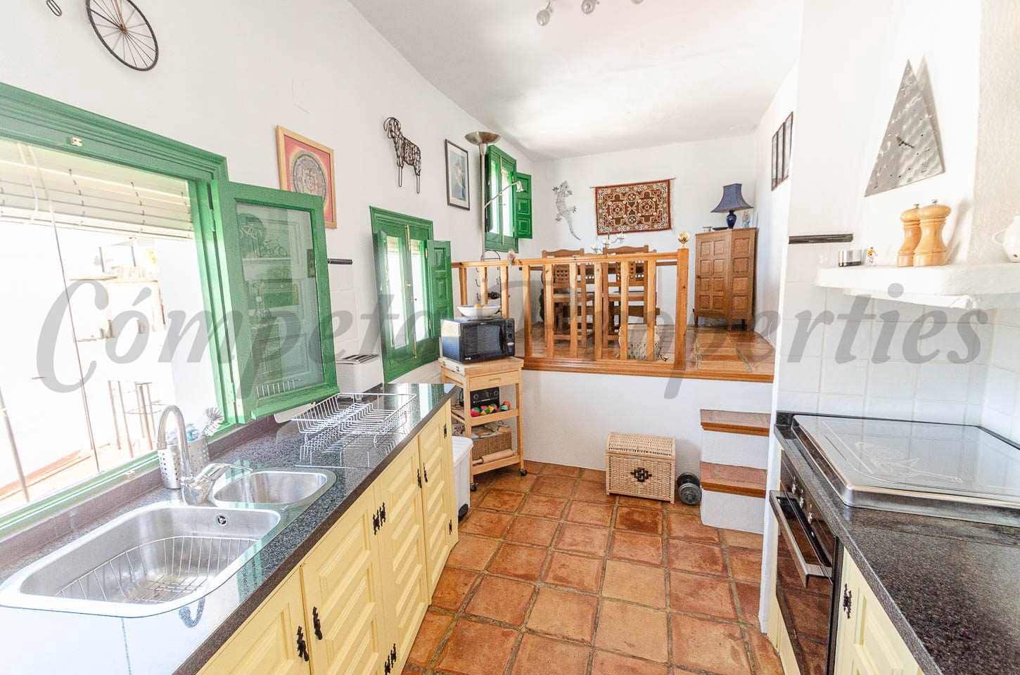 4 Zimmer Haus zu verkaufen in Competa - 295.000 € (Ref: 10076238)