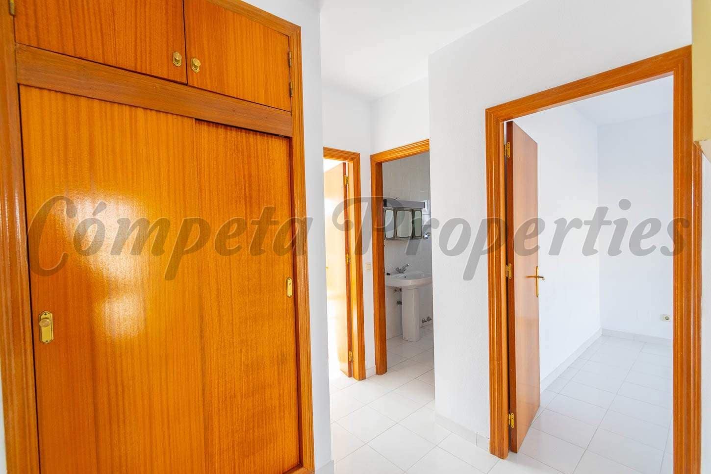 2 sovrum Semi-fristående Villa att hyra i Torrox med garage - 850 € (Ref: 10076239)