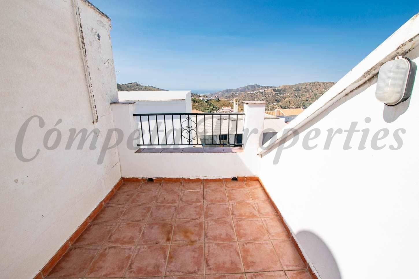 Casa de 2 habitaciones en Cómpeta en venta - 110.000 € (Ref: 10076241)