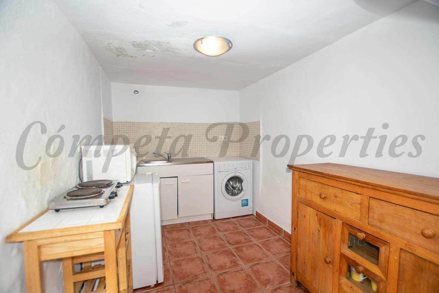 Casa de 2 habitaciones en Cómpeta en venta - 110.000 € (Ref: 10076241)