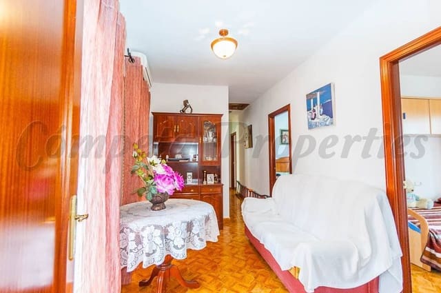 4 Zimmer Haus zu vermieten in Sedella - 750 € (Ref: 10076242)
