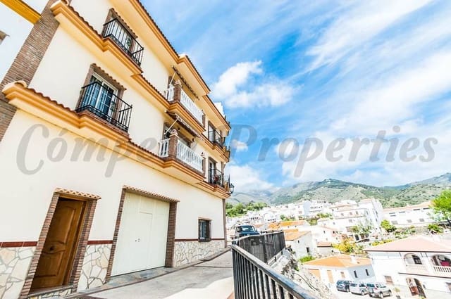 4 Zimmer Haus zu vermieten in Sedella - 750 € (Ref: 10076242)