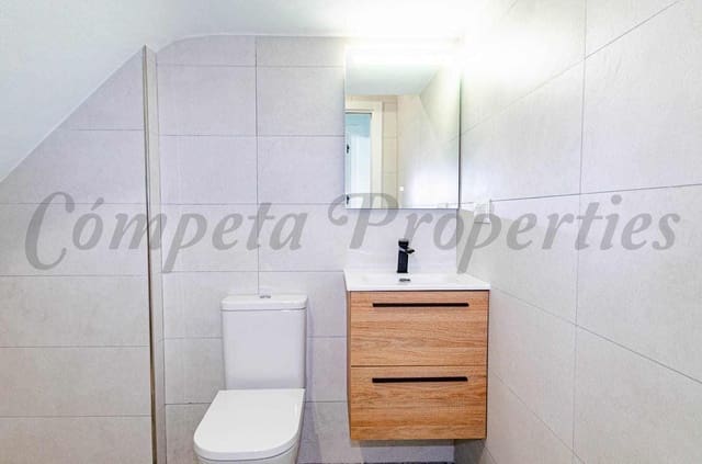 2 makuuhuone Omakotitalo myytävänä paikassa Sedella - 189 000 € (Ref: 10076243)