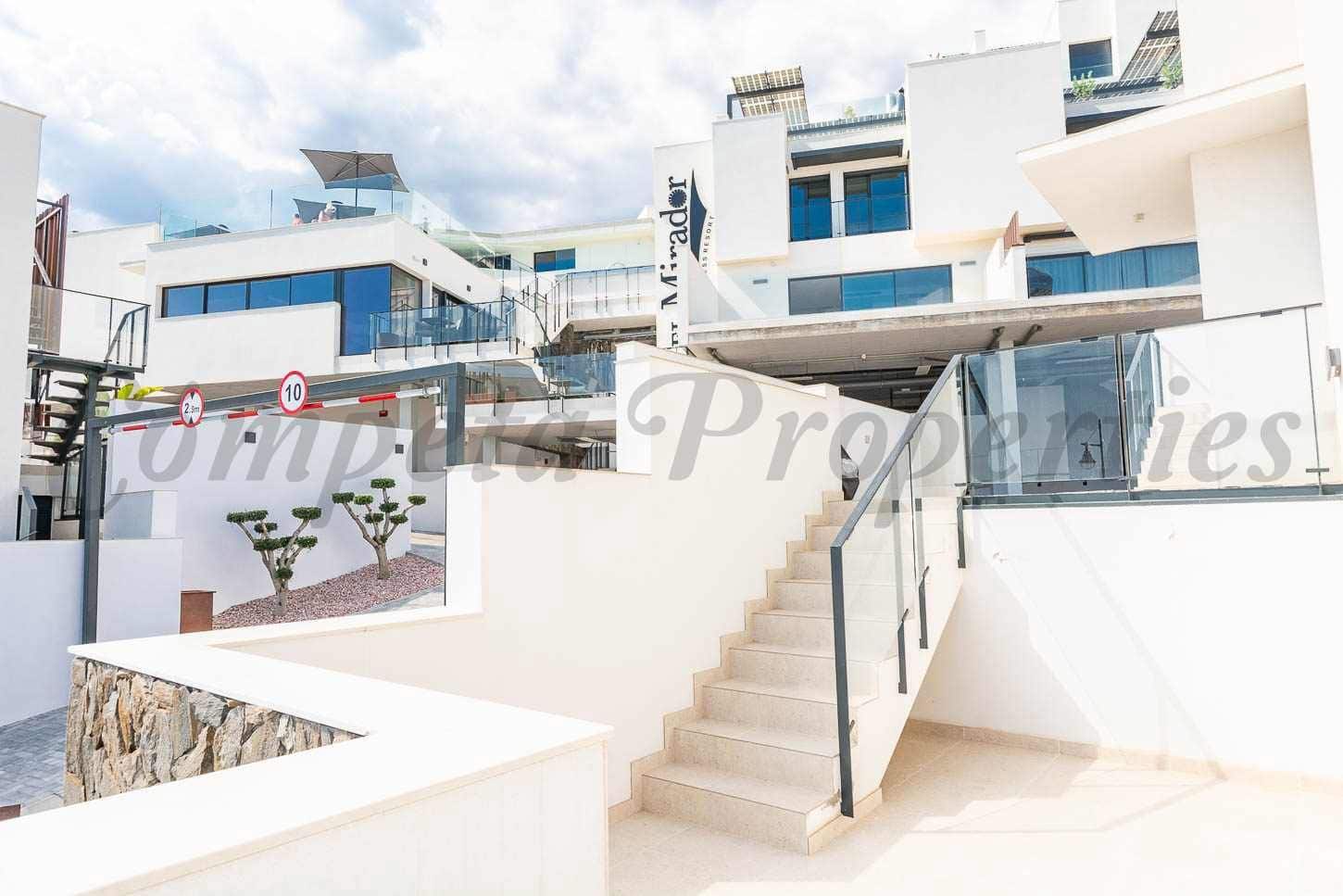 3 sovrum Villa till salu i Torrox-Costa med pool - 595 000 € (Ref: 10076245)