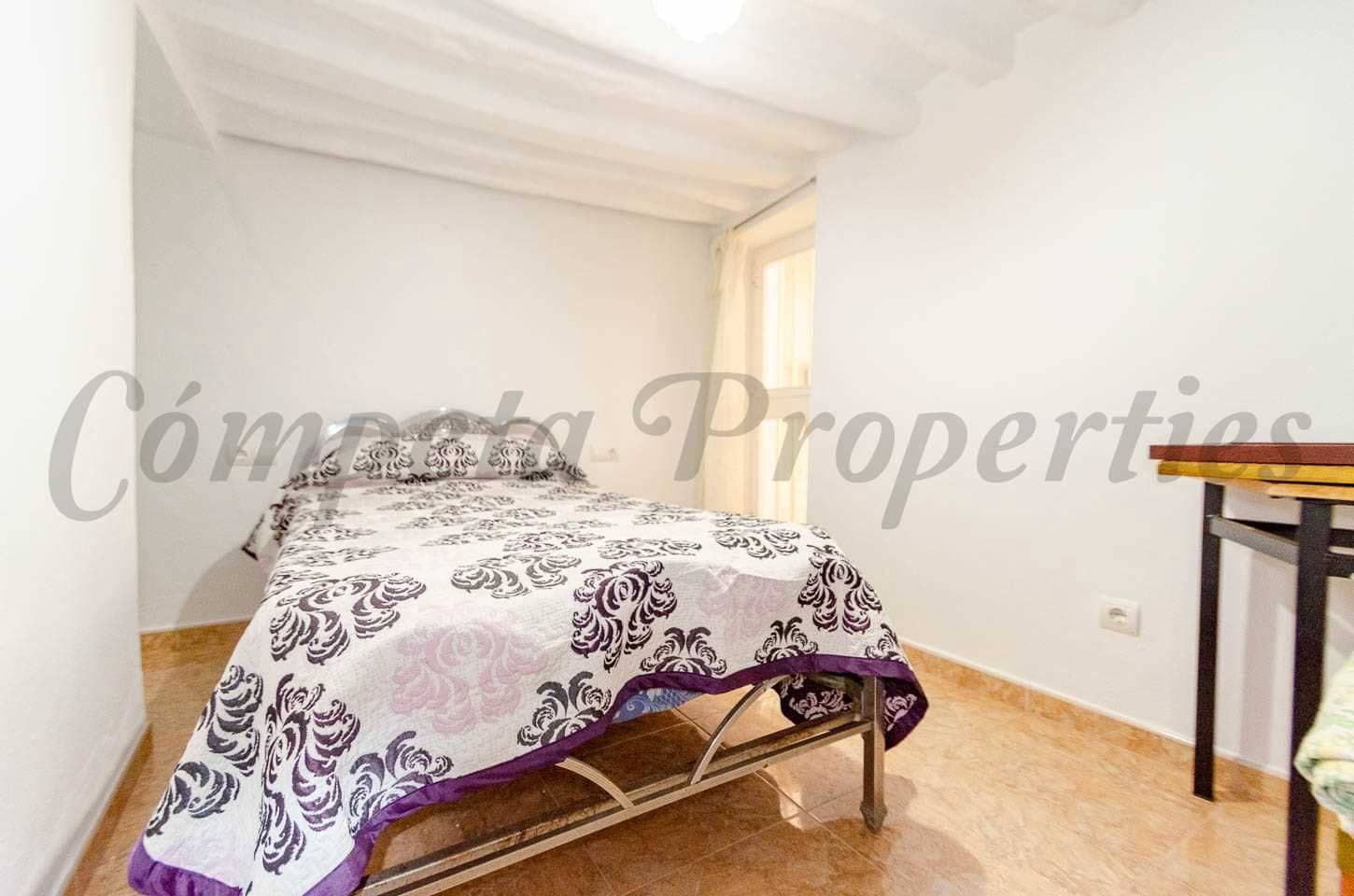 5 soverom Hus til salgs i Competa - € 155 000 (Ref: 10076246)