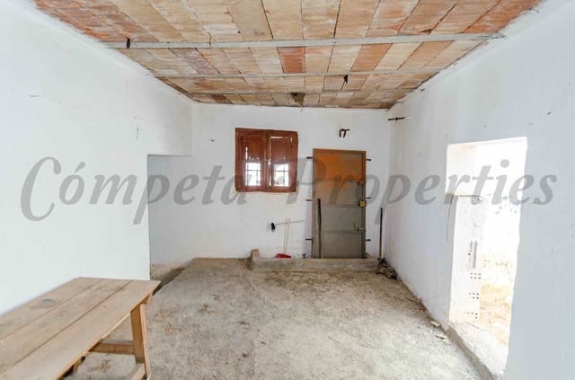 Casa en Salares en venta - 41.000 € (Ref: 10076249)