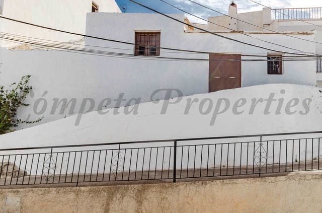 Casa en Salares en venta - 41.000 € (Ref: 10076249)
