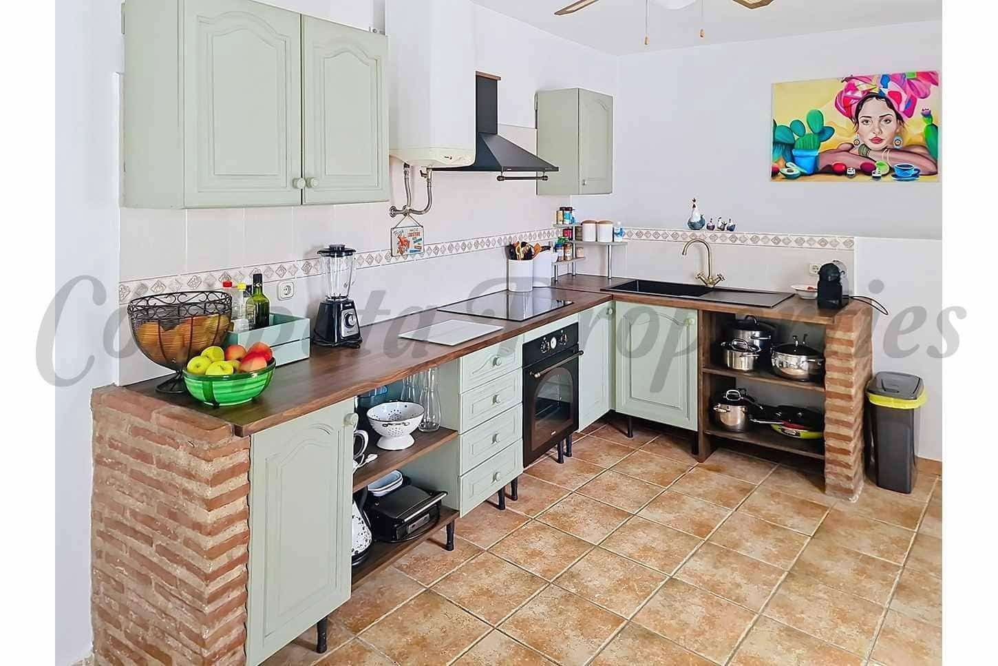 3 makuuhuone Omakotitalo myytävänä paikassa Sedella - 179 950 € (Ref: 10076253)