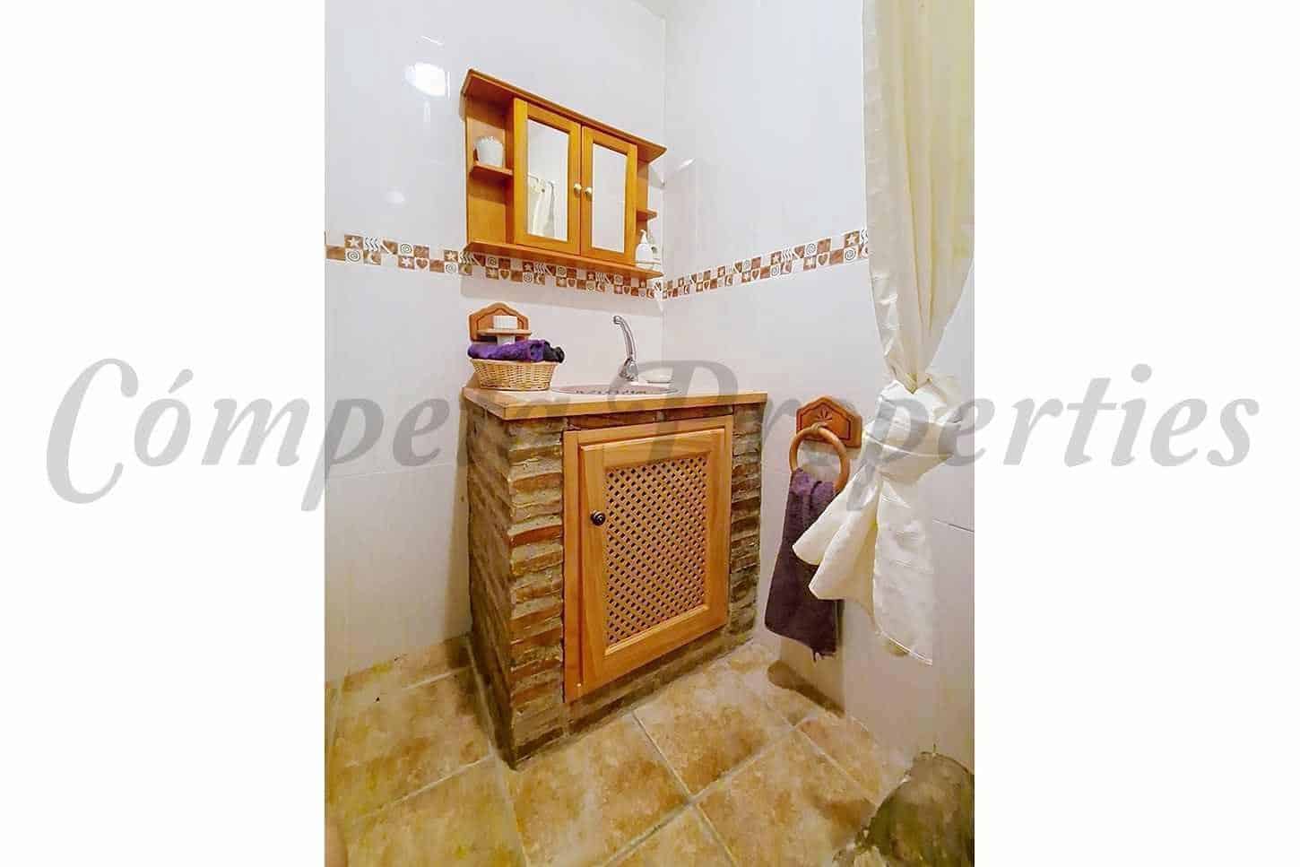 3 makuuhuone Omakotitalo myytävänä paikassa Sedella - 179 950 € (Ref: 10076253)