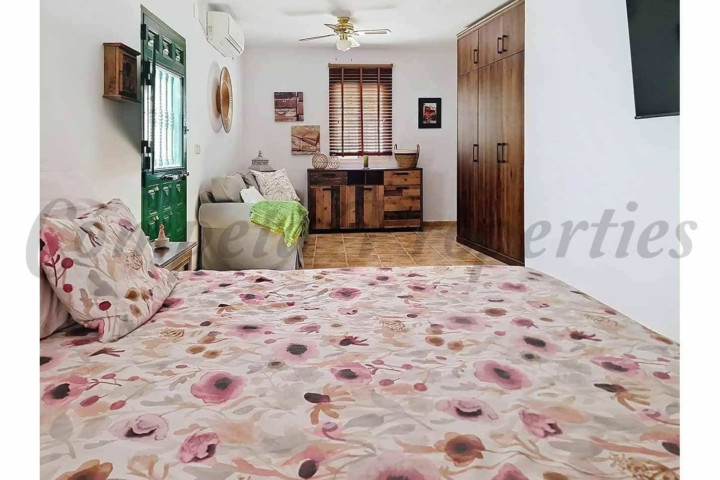 3 makuuhuone Omakotitalo myytävänä paikassa Sedella - 179 950 € (Ref: 10076253)