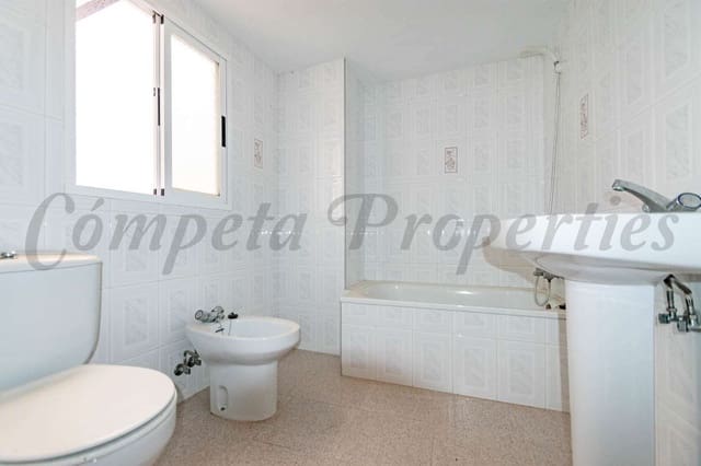 3 quarto Casa em Banda para venda em Canillas de Albaida - 99 000 € (Ref: 10076255)
