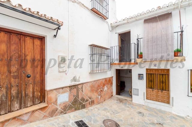 3 quarto Casa em Banda para venda em Comares - 95 000 € (Ref: 10076256)