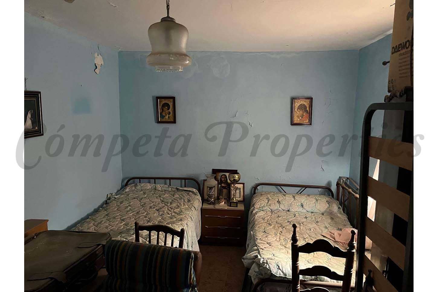 5 sovrum Hus till salu i Arenas - 95 000 € (Ref: 10076258)