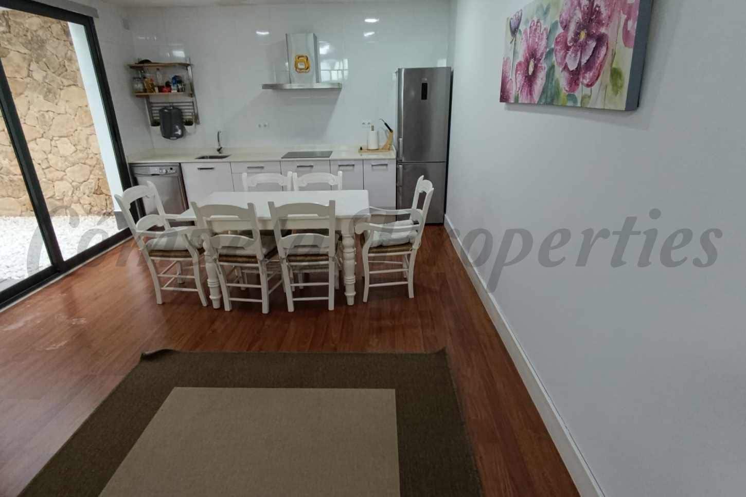 4 quarto Casa em Banda para venda em Nerja com piscina garagem - 780 000 € (Ref: 10076259)