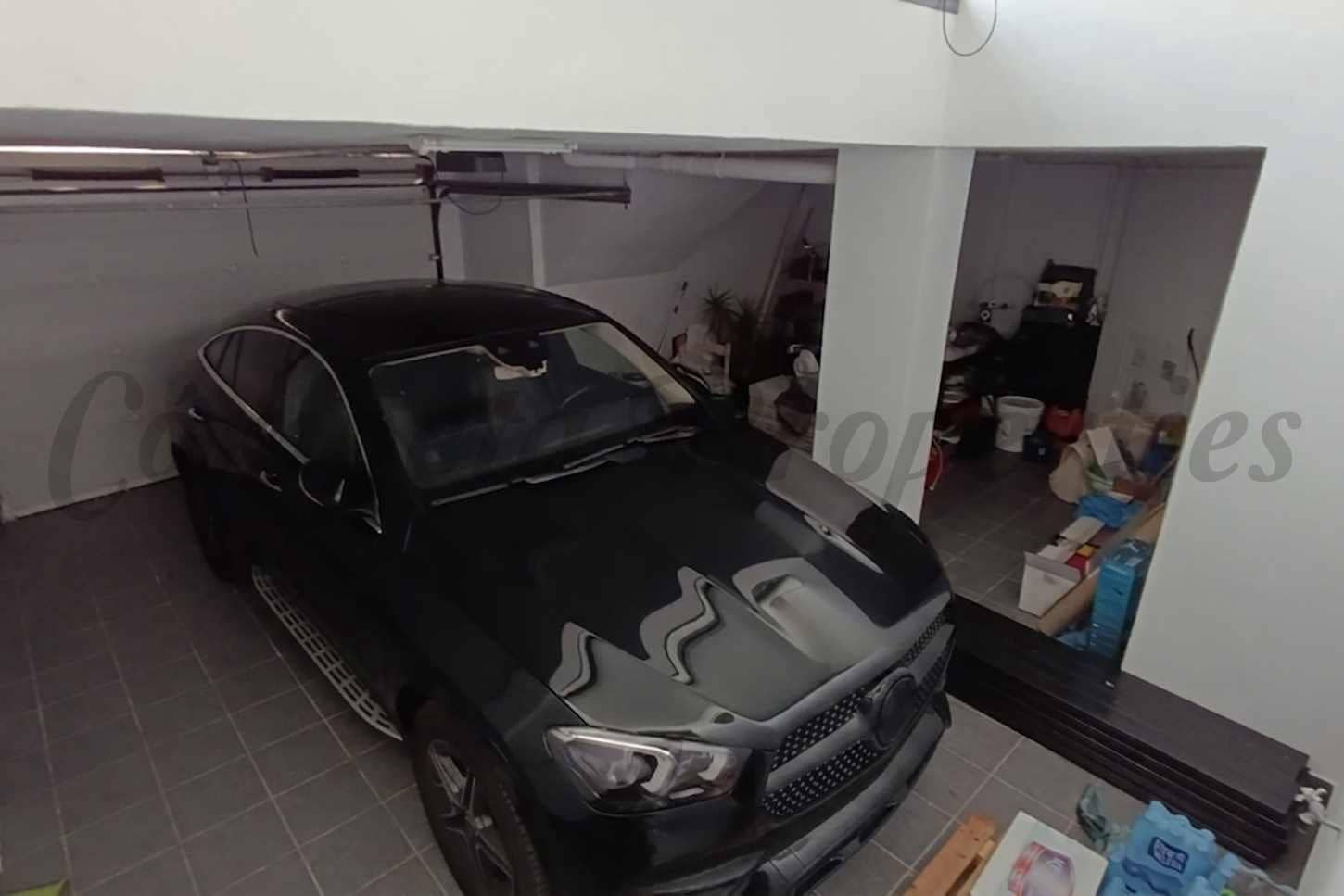 4 quarto Casa em Banda para venda em Nerja com piscina garagem - 780 000 € (Ref: 10076259)