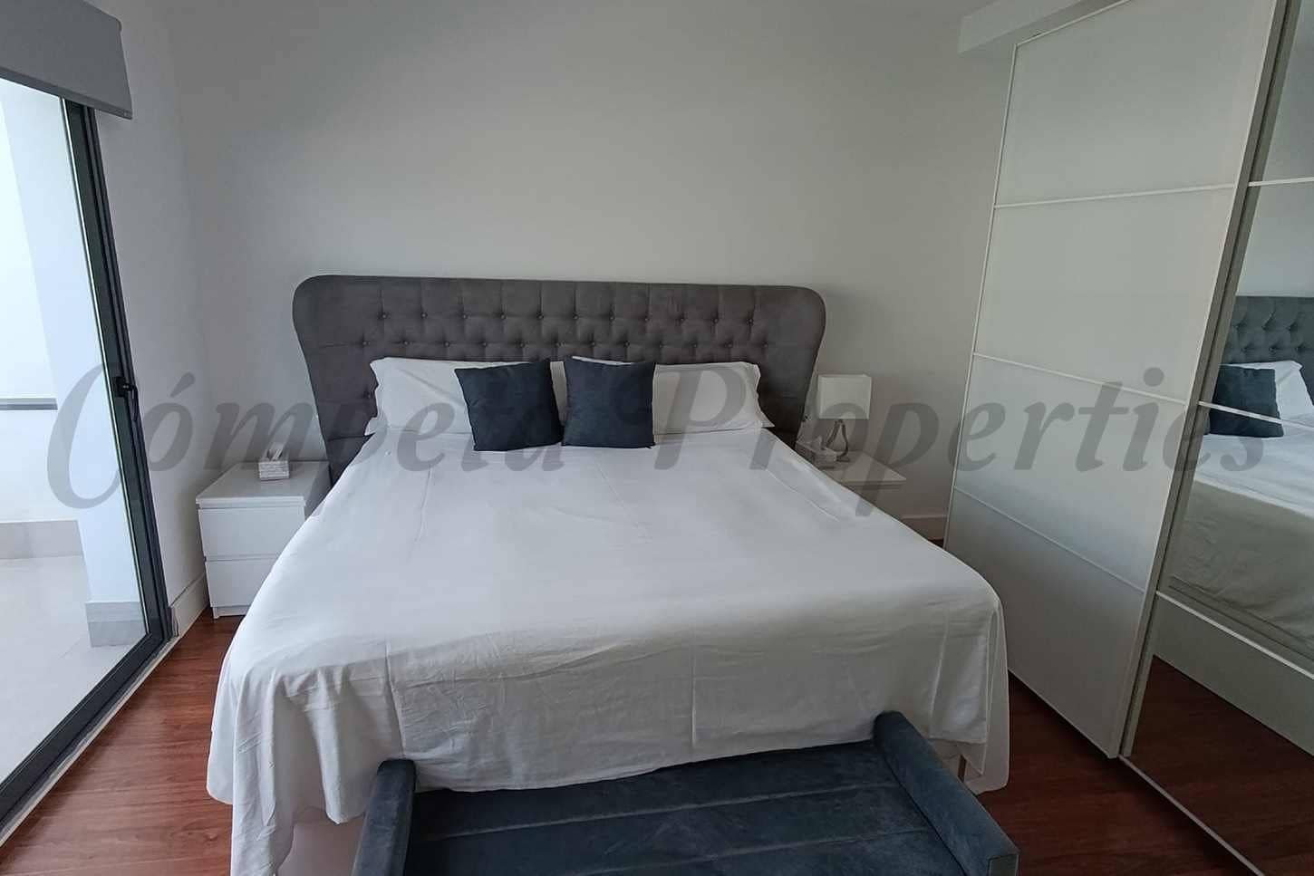 4 quarto Casa em Banda para venda em Nerja com piscina garagem - 780 000 € (Ref: 10076259)