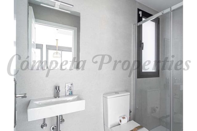 3 chambre Villa/Maison à vendre à Capistrano, Nerja avec piscine garage - 789 000 € (Ref: 10076260)