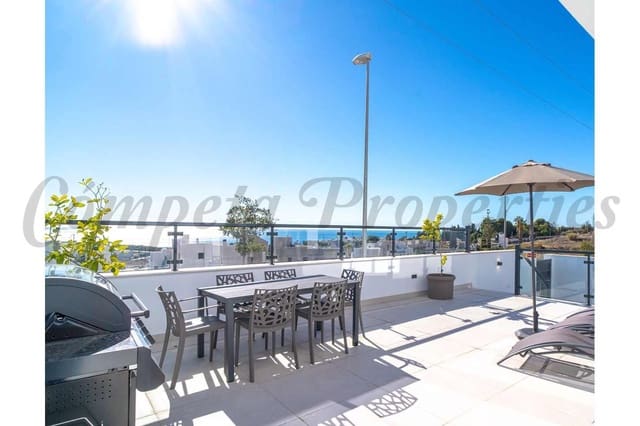 3 chambre Villa/Maison à vendre à Capistrano, Nerja avec piscine garage - 789 000 € (Ref: 10076260)