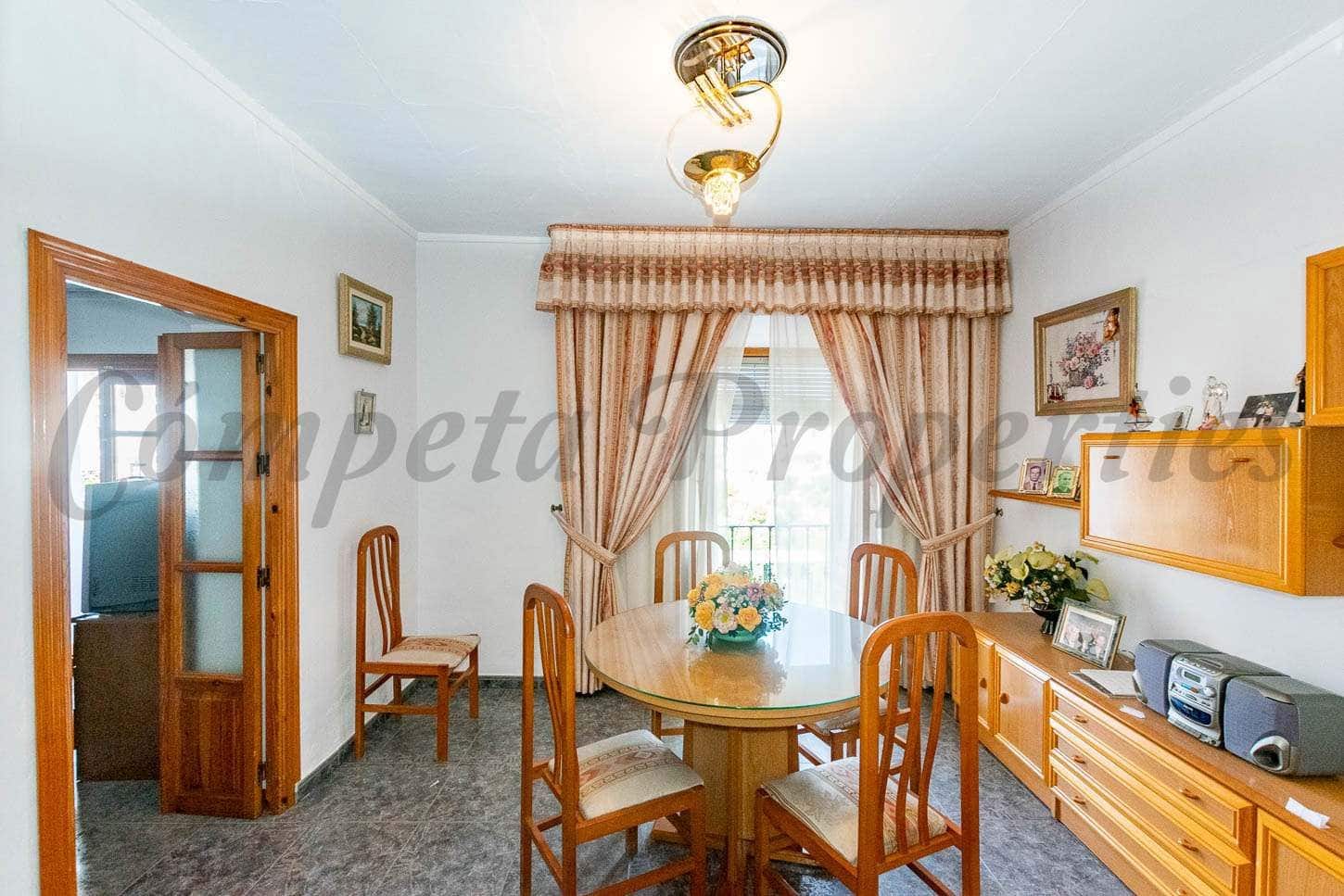 7 slaapkamer Huis te koop in Competa - € 289.000 (Ref: 10076262)