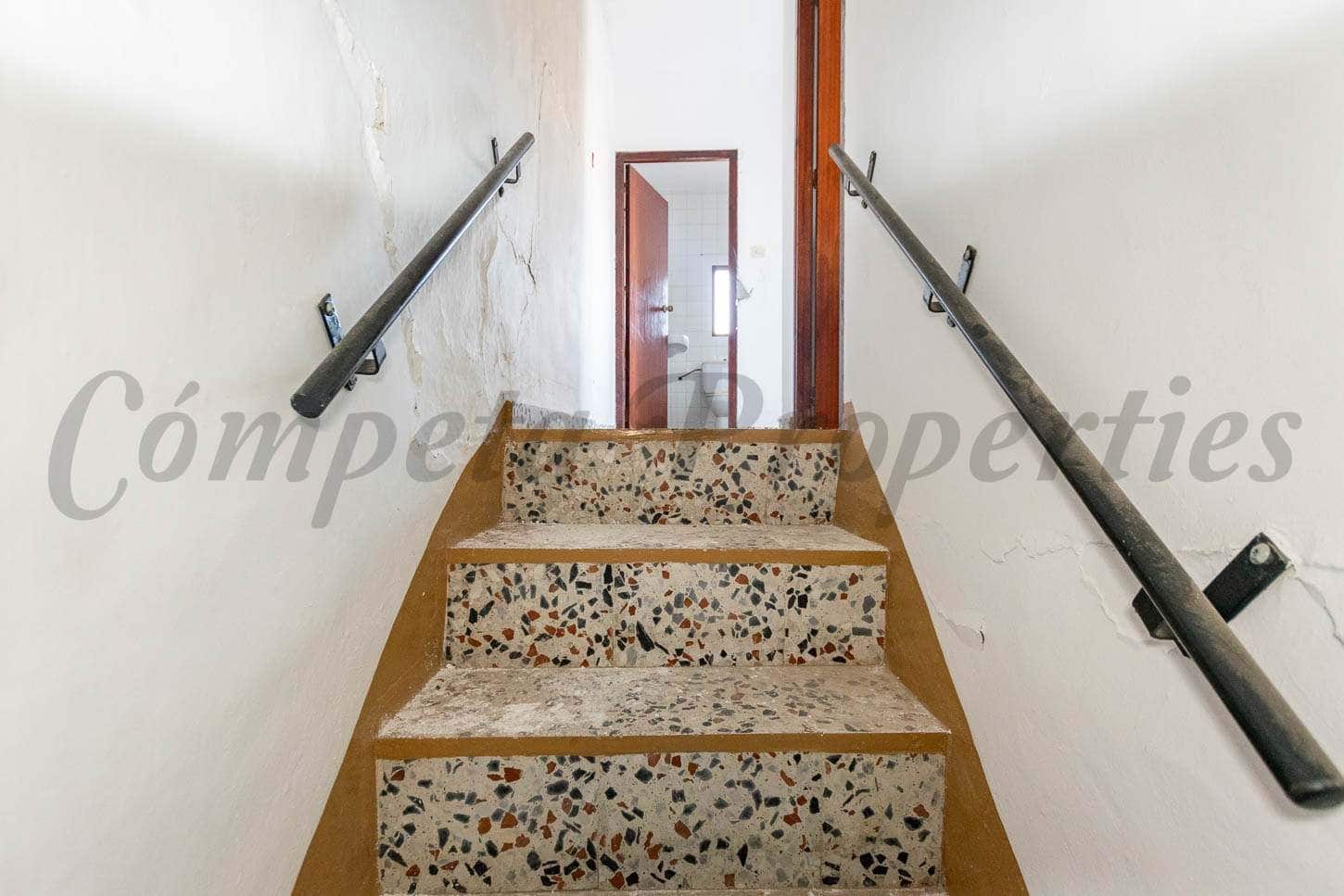 6 quarto Casa em Banda para venda em Corumbela - 95 000 € (Ref: 10076265)