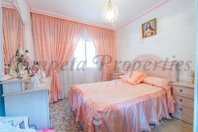 4 quarto Casa em Banda para venda em Cómpeta - 155 000 € (Ref: 10076267)