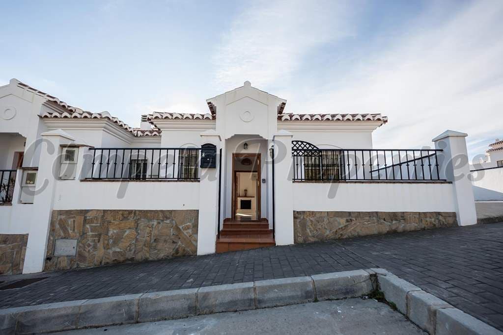 3 chambre Maison de Ville à vendre à Frigiliana avec piscine garage - 790 000 € (Ref: 10076268)