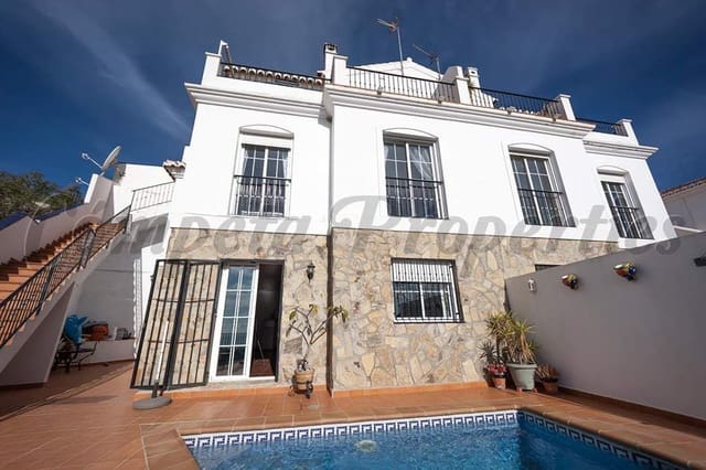 3 chambre Maison de Ville à vendre à Frigiliana avec piscine garage - 790 000 € (Ref: 10076268)
