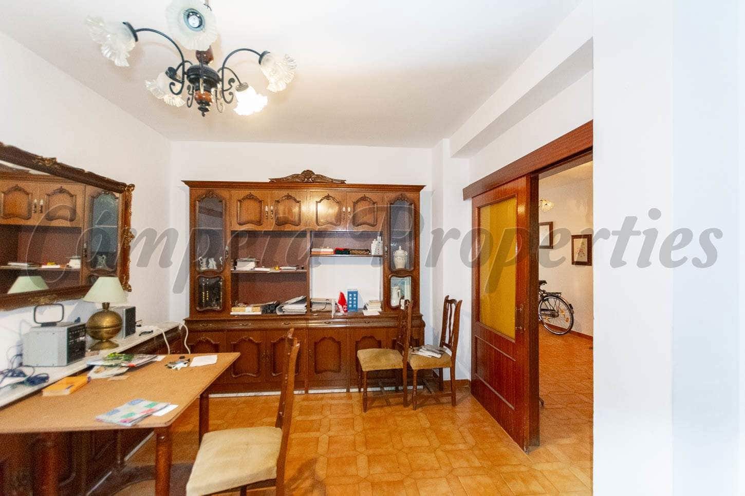 3 quarto Casa em Banda para venda em Canillas de Albaida - 129 000 € (Ref: 10076270)