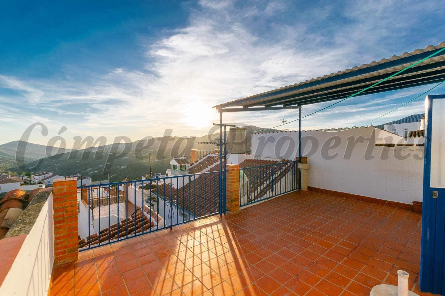 3 quarto Casa em Banda para venda em Canillas de Albaida - 129 000 € (Ref: 10076270)