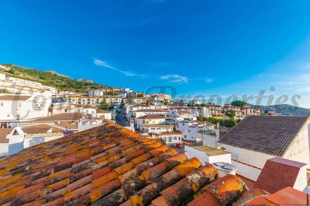 3 quarto Casa em Banda para venda em Canillas de Albaida - 129 000 € (Ref: 10076270)