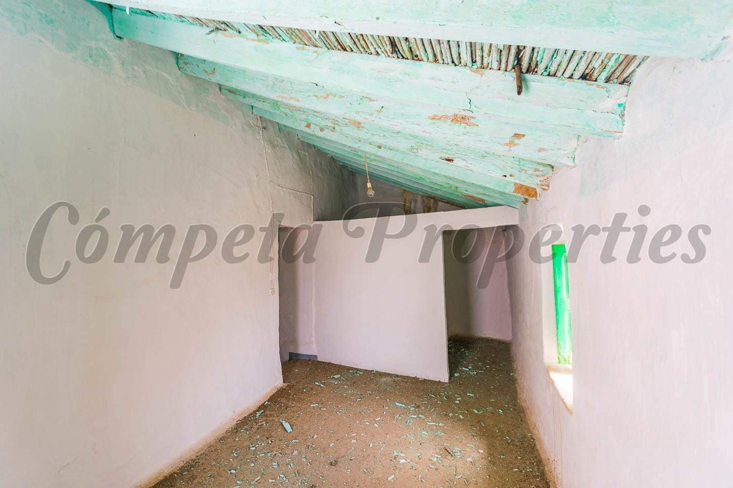 4 quarto Casa em Banda para venda em Corumbela - 50 000 € (Ref: 10076272)