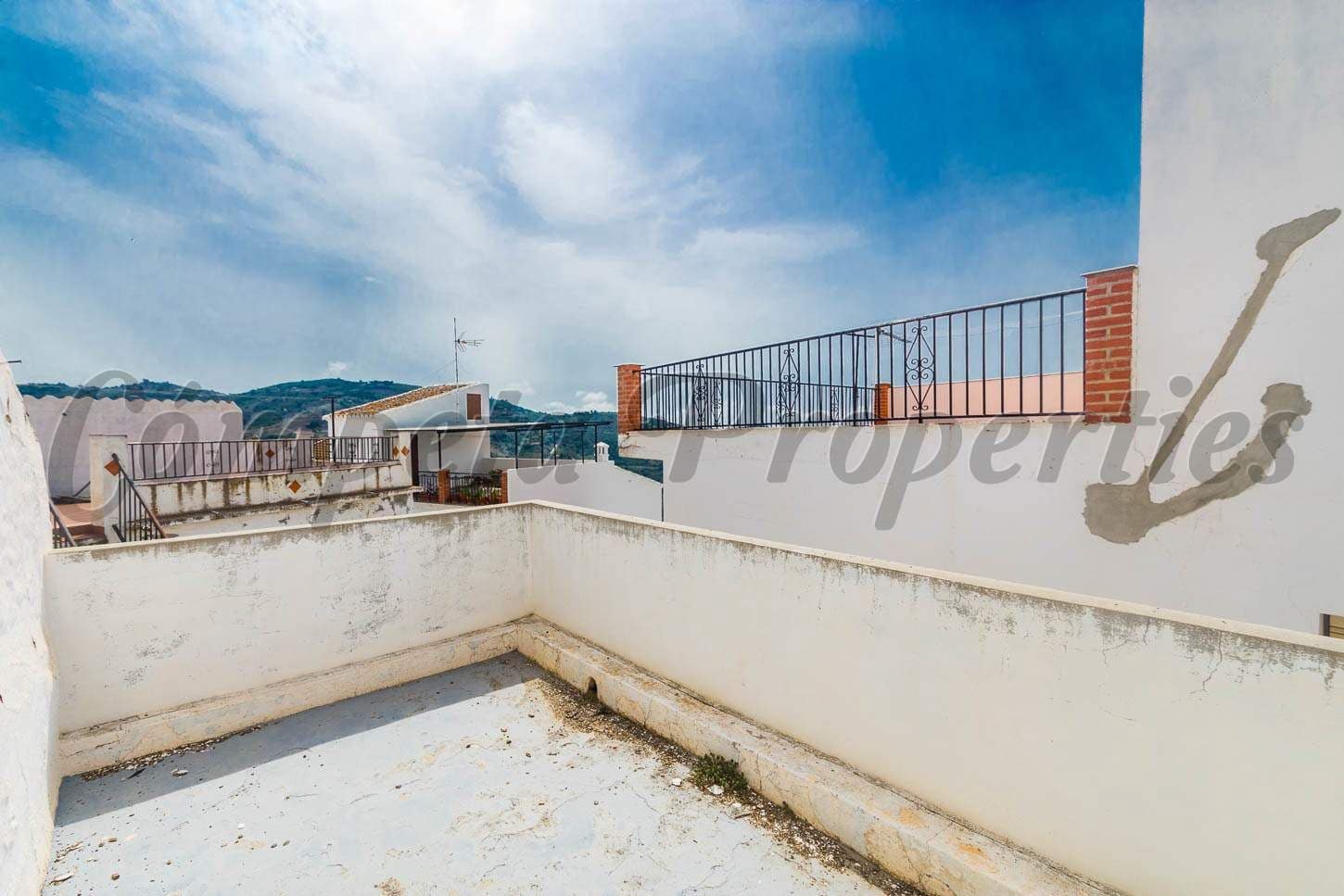 4 quarto Casa em Banda para venda em Corumbela - 50 000 € (Ref: 10076272)