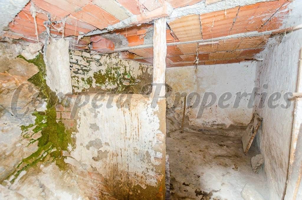 4 bedroom Townhouse for sale in Competa - € 189,000 (Ref: 10076274)