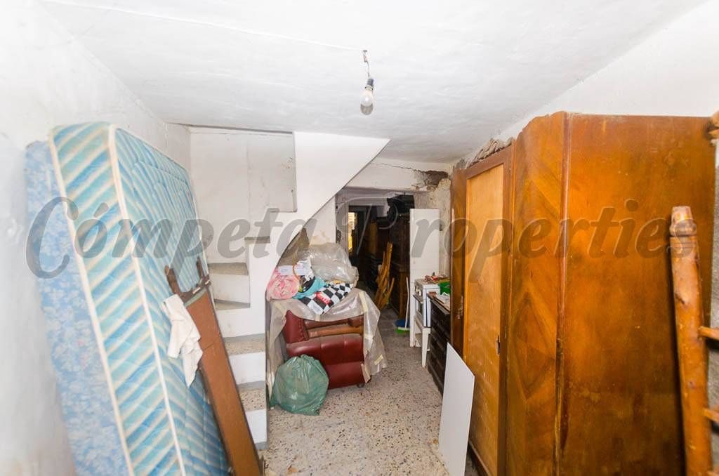 2 slaapkamer Huis te koop in Sedella - € 46.000 (Ref: 10076276)