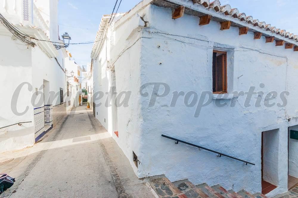1 slaapkamer Huis te koop in Sedella - € 45.000 (Ref: 10076277)