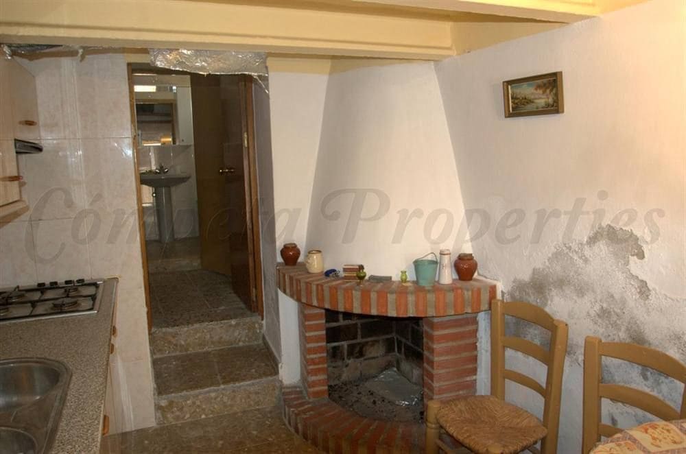 3 bedroom Townhouse for sale in Sedella - € 41,000 (Ref: 10076278)