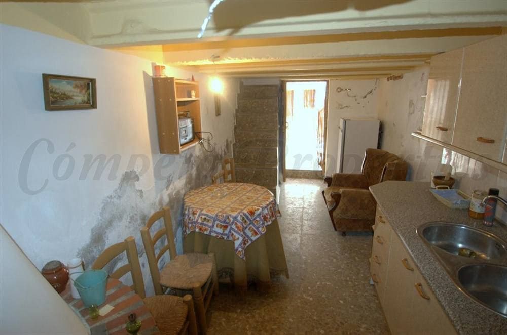 3 bedroom Townhouse for sale in Sedella - € 41,000 (Ref: 10076278)