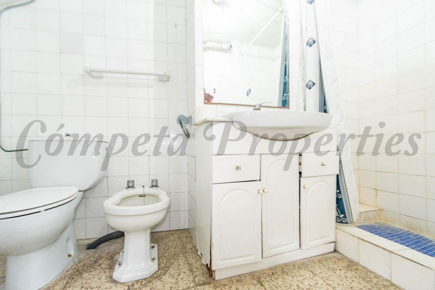 7 Zimmer Haus zu verkaufen in Competa - 210.000 € (Ref: 10076279)