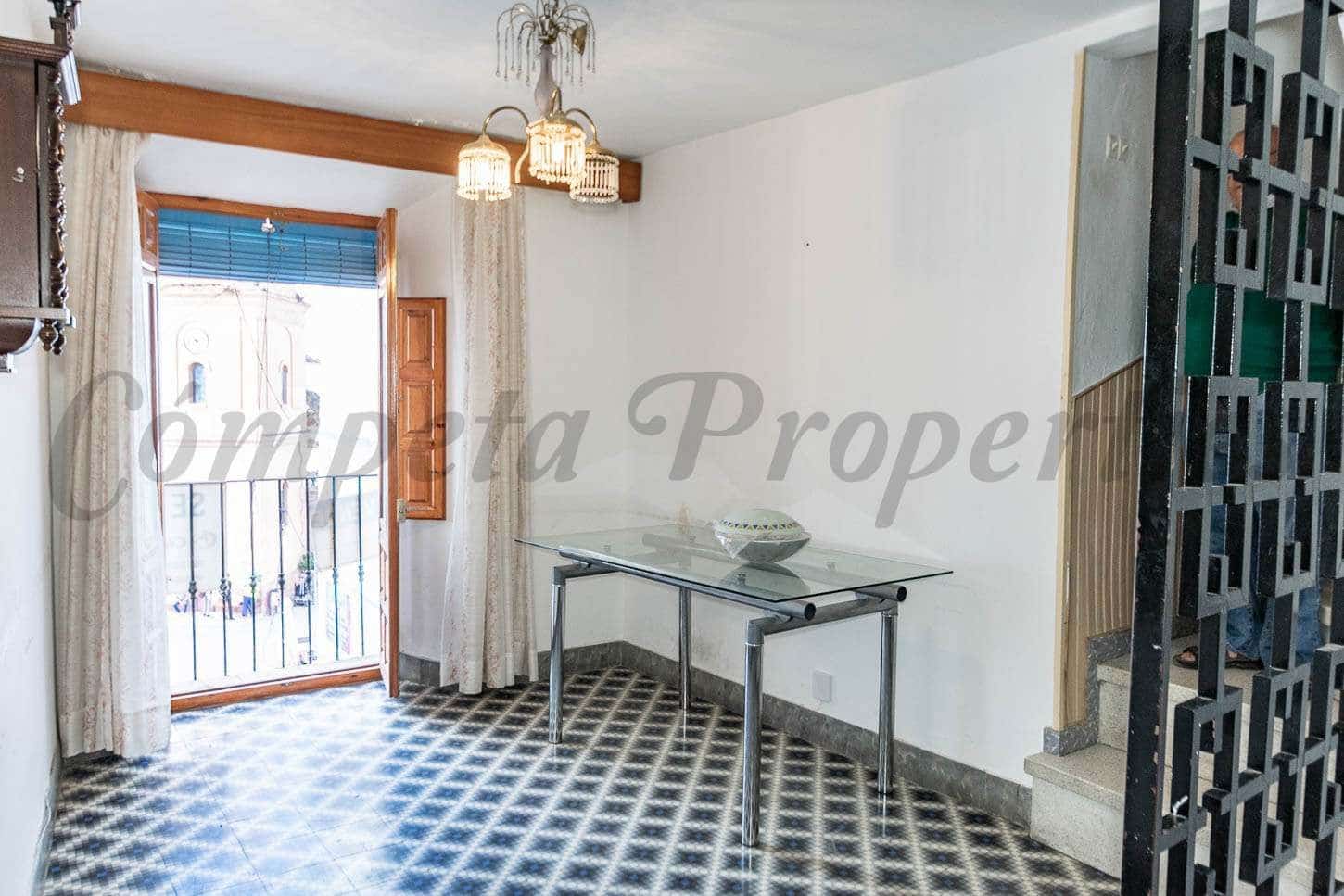 7 Zimmer Haus zu verkaufen in Competa - 210.000 € (Ref: 10076279)