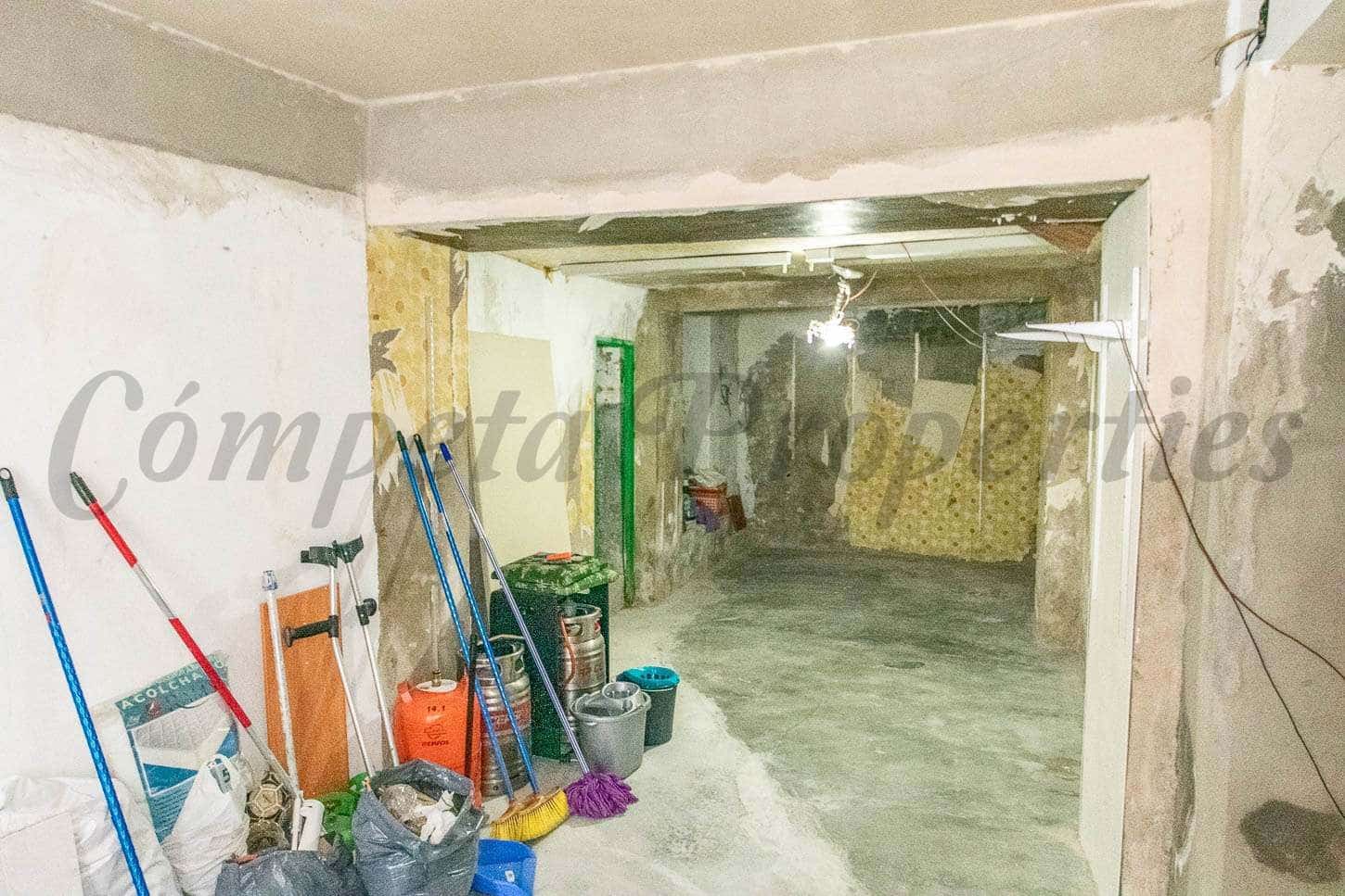 7 Zimmer Haus zu verkaufen in Competa - 210.000 € (Ref: 10076279)
