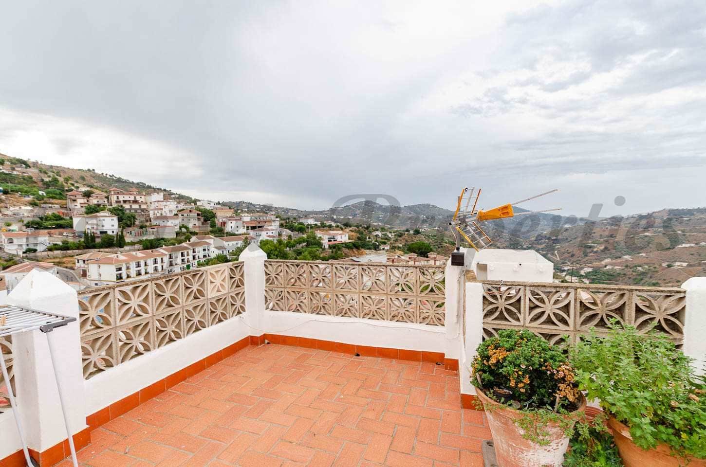 5 bedroom Townhouse for sale in Canillas de Albaida - € 169,000 (Ref: 10076281)