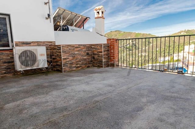 4 chambre Maison de Ville à vendre à Canillas de Albaida avec garage - 735 000 € (Ref: 10076282)
