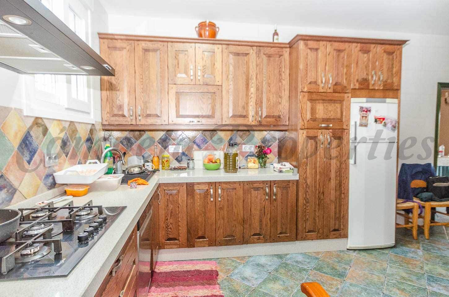 4 chambre Maison de Ville à vendre à Canillas de Albaida avec garage - 735 000 € (Ref: 10076282)
