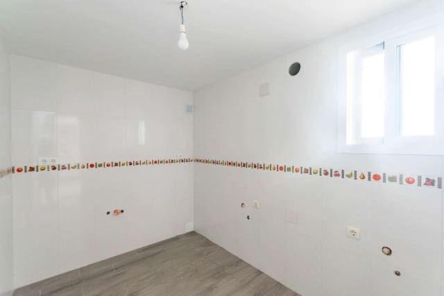 2 chambre Maison de Ville à vendre à Sedella - 87 000 € (Ref: 10076283)