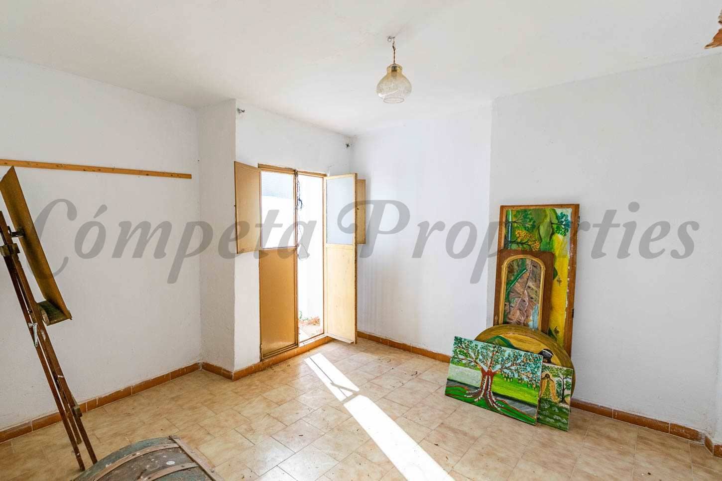 3 slaapkamer Huis te koop in Sedella - € 41.000 (Ref: 10076285)